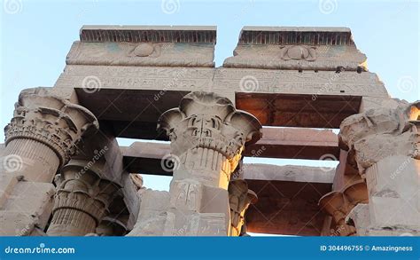  Kom Ombo Temple: Ylä-Egyptissä sijaitseva historiallinen temppeli kompleksi!